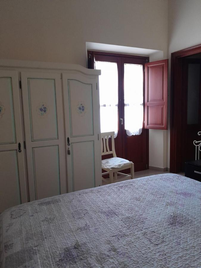 Oasi Ottocento Bed & Breakfast Quartu SantʼElena Екстериор снимка