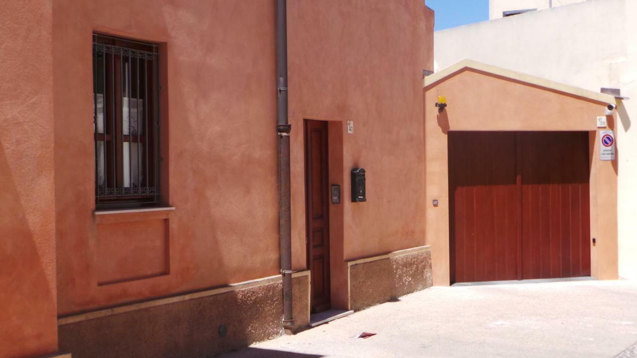 Oasi Ottocento Bed & Breakfast Quartu SantʼElena Екстериор снимка