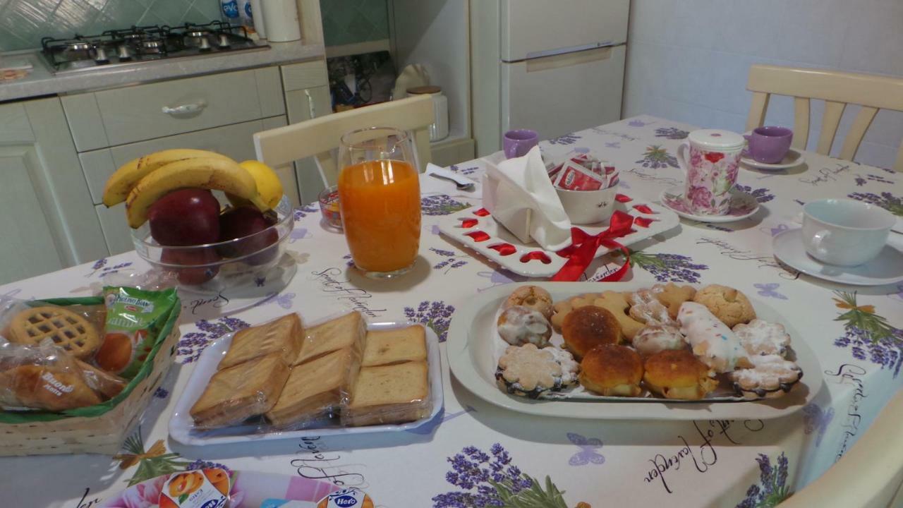 Oasi Ottocento Bed & Breakfast Quartu SantʼElena Екстериор снимка